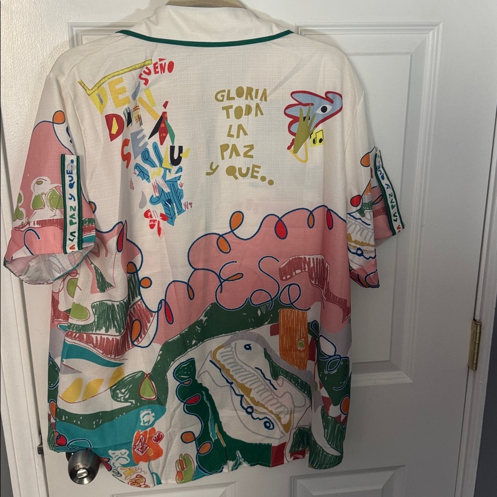 Colorful Graphic Button-Up Shirt - Picture 5 of 5